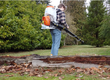 Load image into Gallery viewer, Invatech Italia 915 - Mosquito Fogger, Backpack Mist Blower 63.3cc Engine 4 Gallon/16L